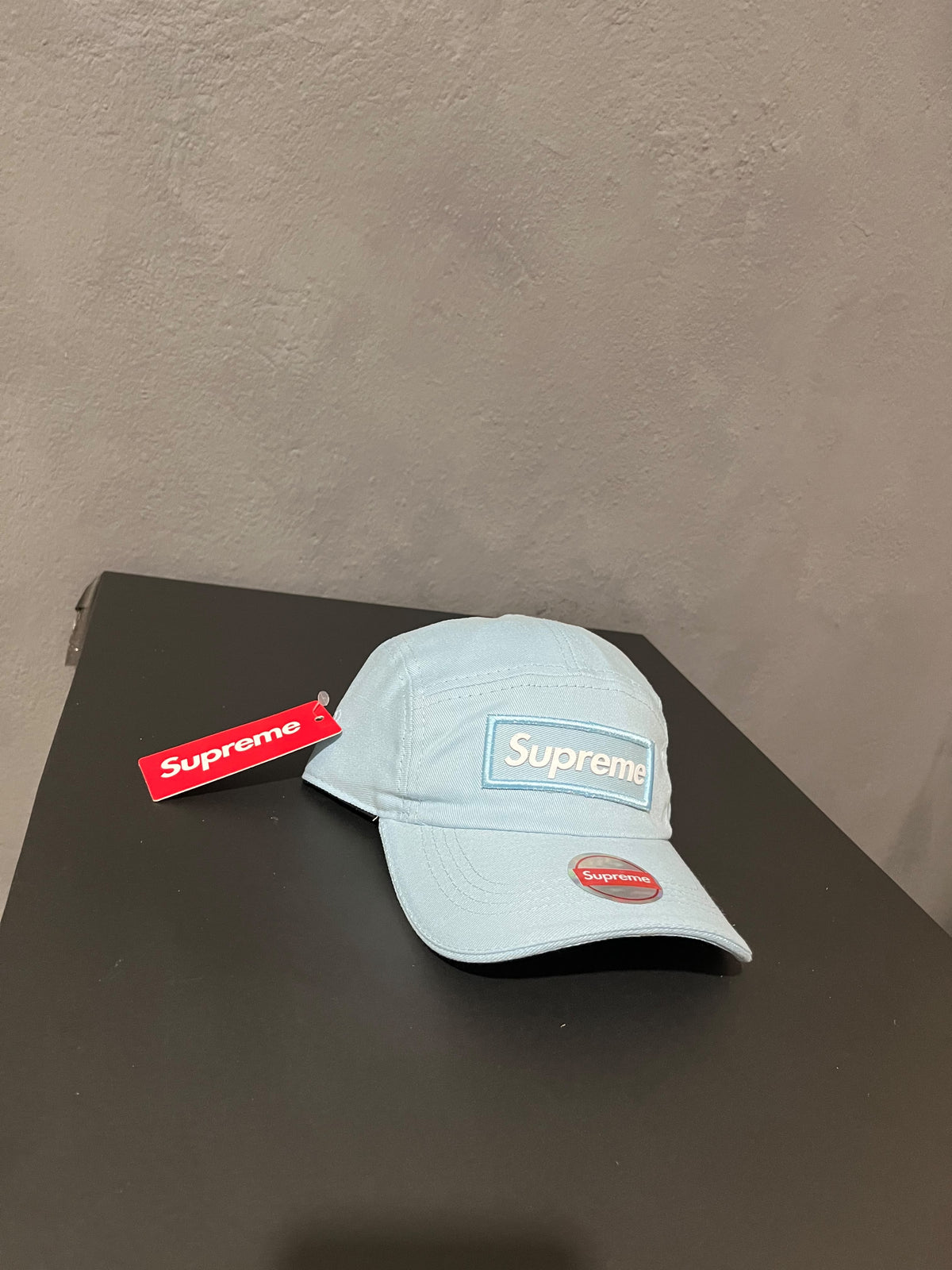 Boné Supreme (Azul Bêbe)