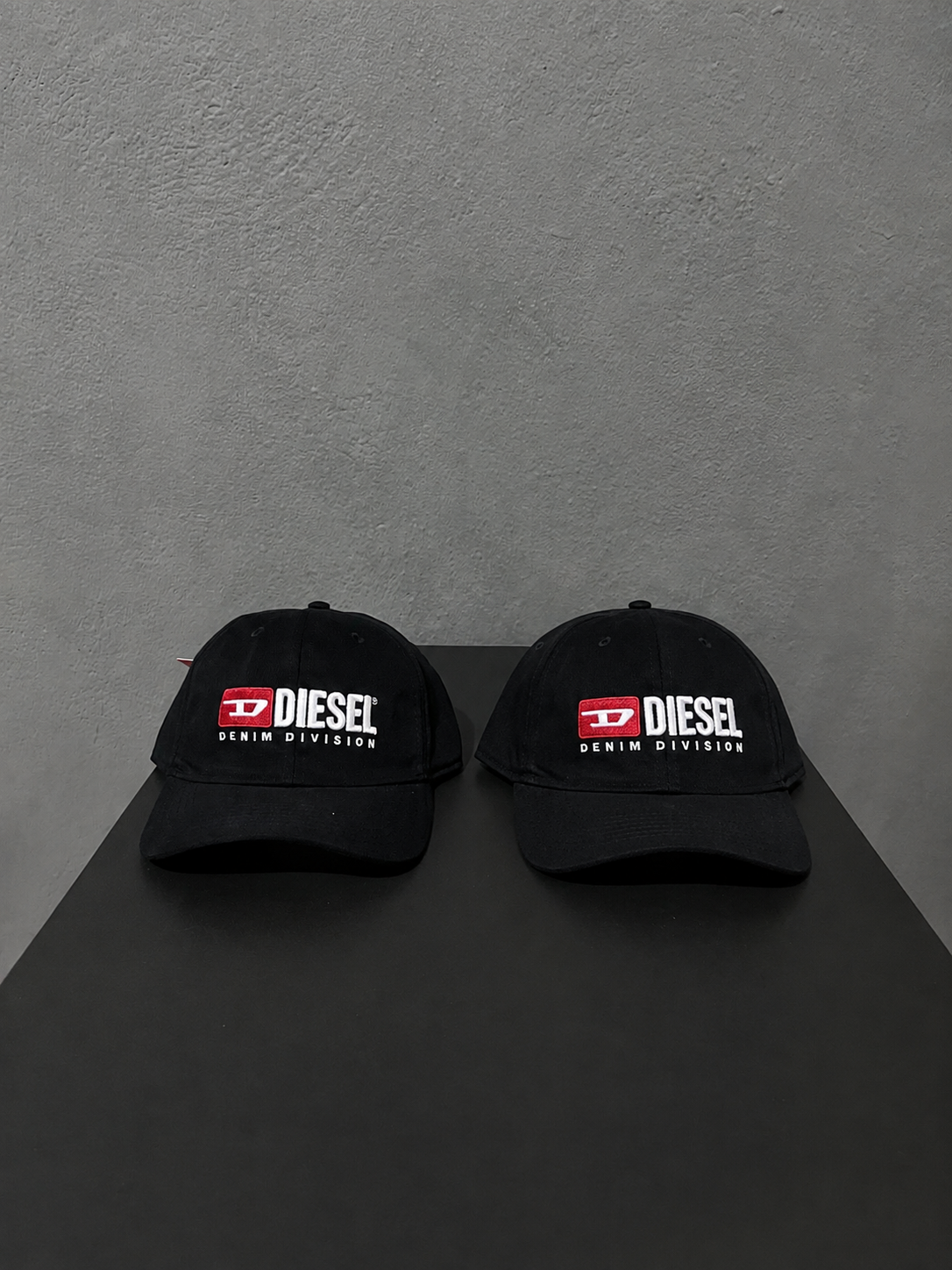 Boné Diesel Preto