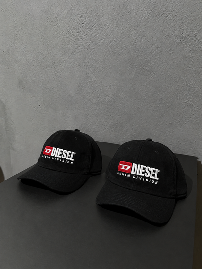 Boné Diesel Preto